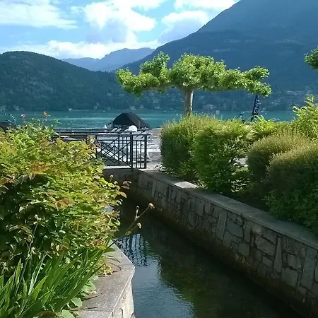 Les Pieds Dans L'eau Au Bord Du D'annecy Apartment Duingt
