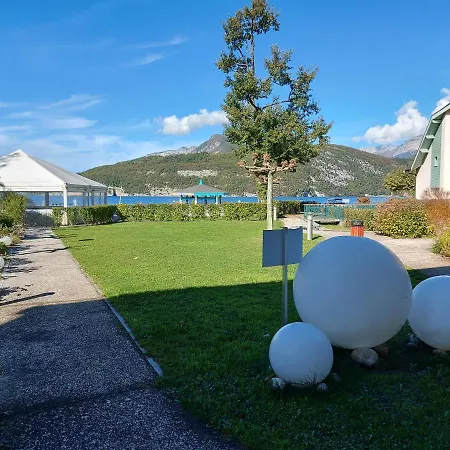 Les Pieds Dans L'eau Au Bord Du D'annecy Apartment
